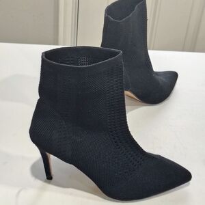 Catherine Malandrino Black Knit Heeled Booties Size10
